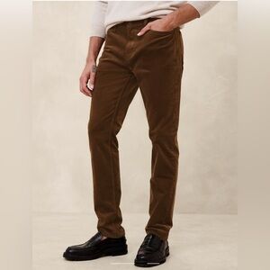 * NWOT* Banana Republic | Slim Corduroy Traveler Pants